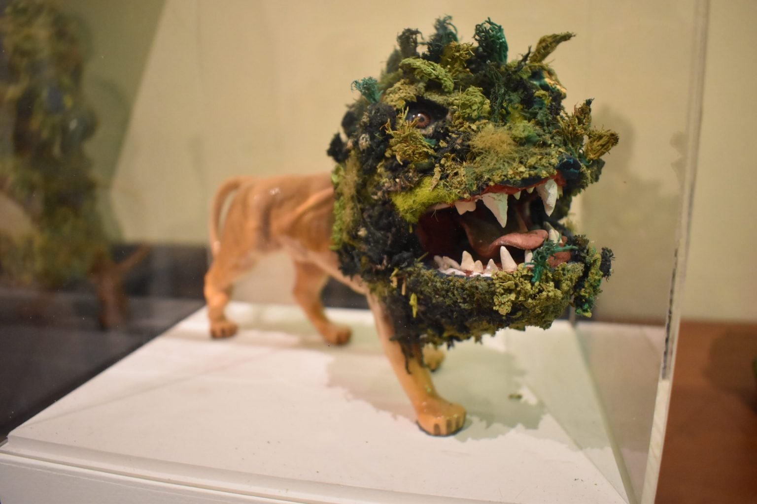 El monstruo que no dejan salir: Primera muestra de arte cannábico